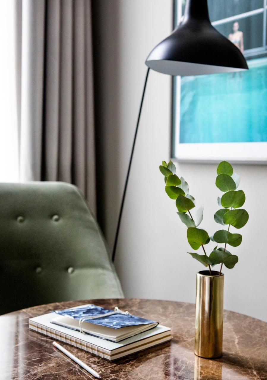 Pillows Grand Boutique Hotel Ter Borch Zwolle Zwolle  Bagian luar foto
